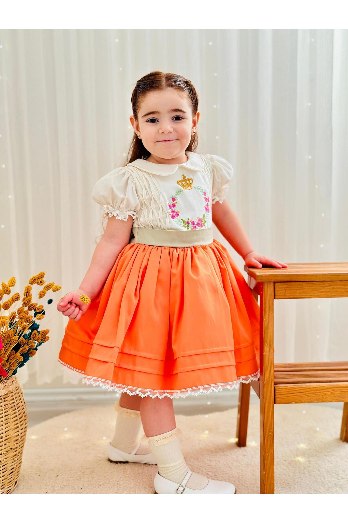 Turuncu Nakışlı Vintage Kız Bebek Elbisesi 2