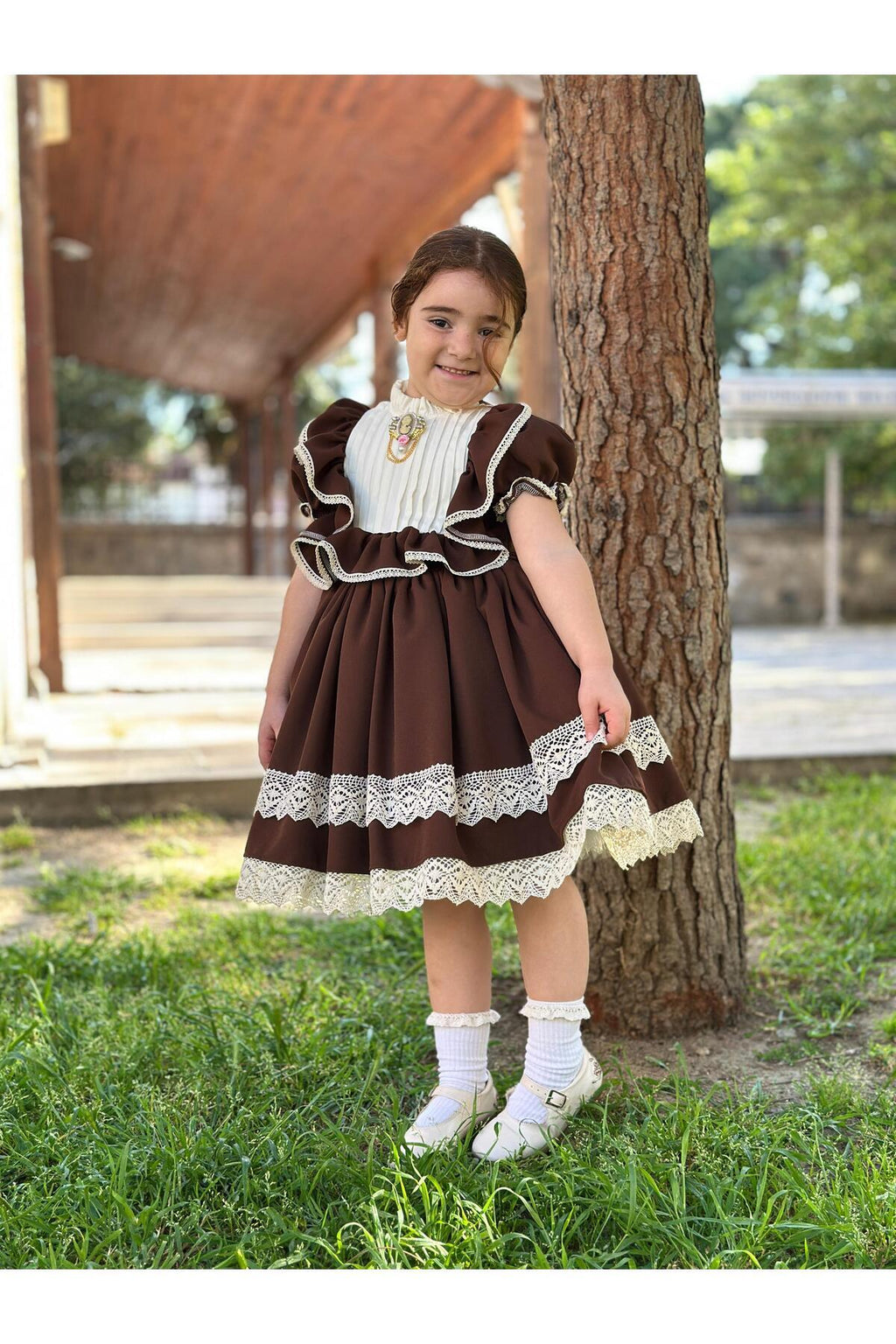 Verona Kahverengi Vintage Kız Bebek Elbisesi