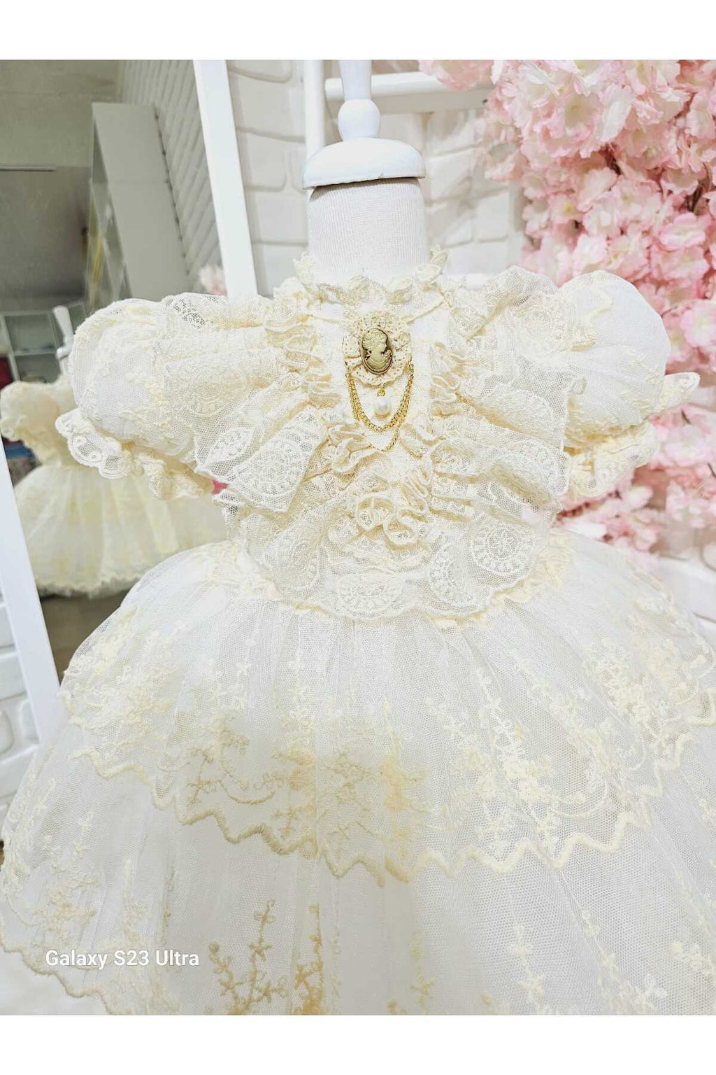 Dantelli Kısa Kollu Vintage Kız Bebek Elbisesi 4