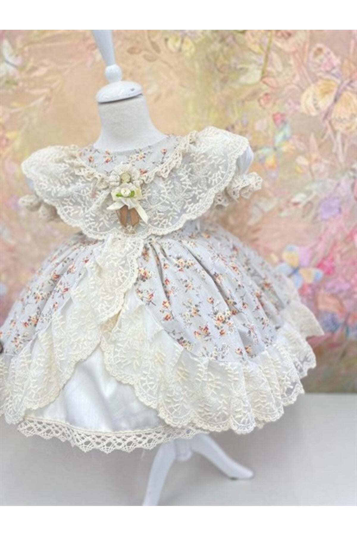 Krem Çiçekli Vintage Kız Bebek Elbisesi 2
