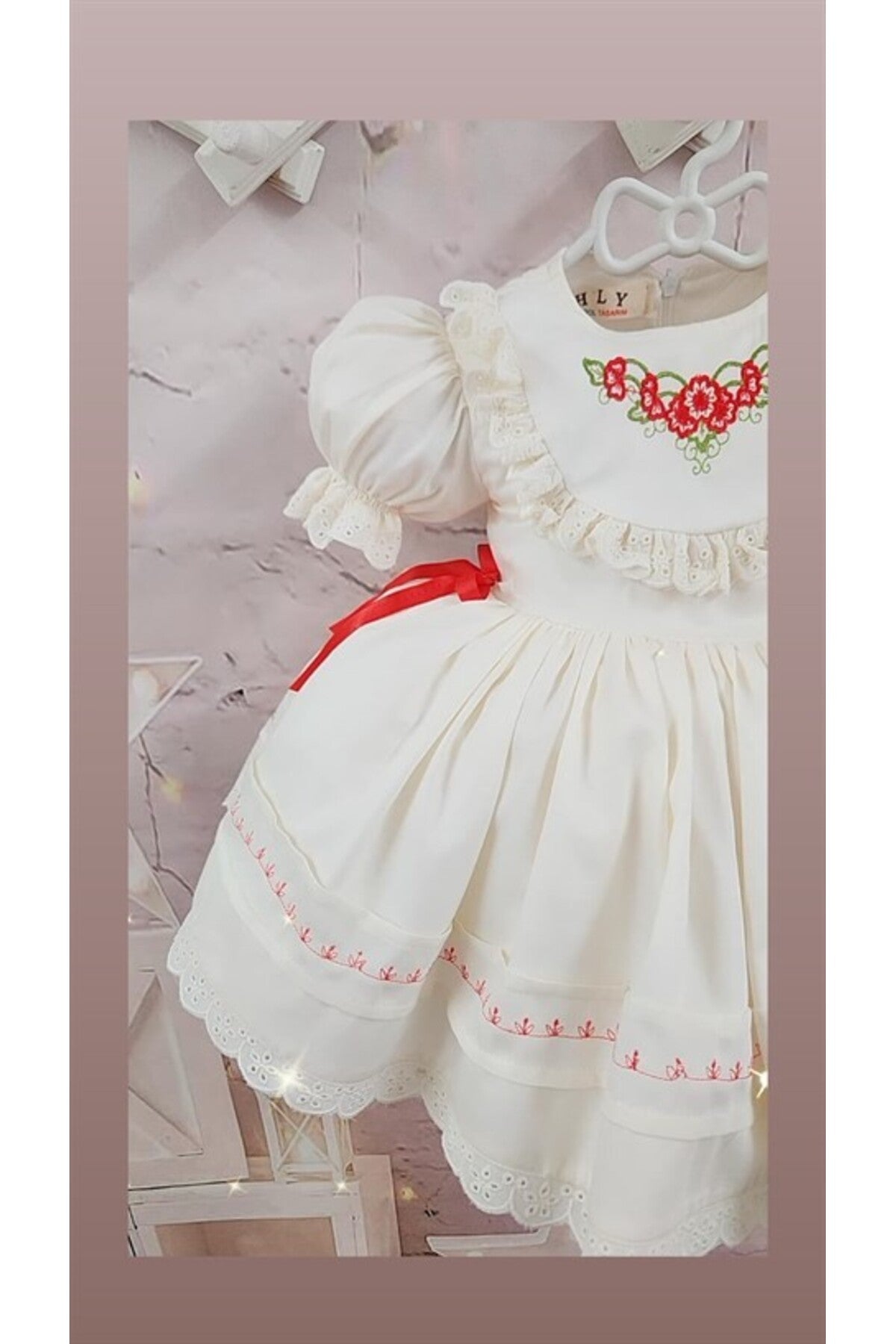 Krem Kırmızı Kurdaleli Vintage Kız Bebek Elbisesi 2