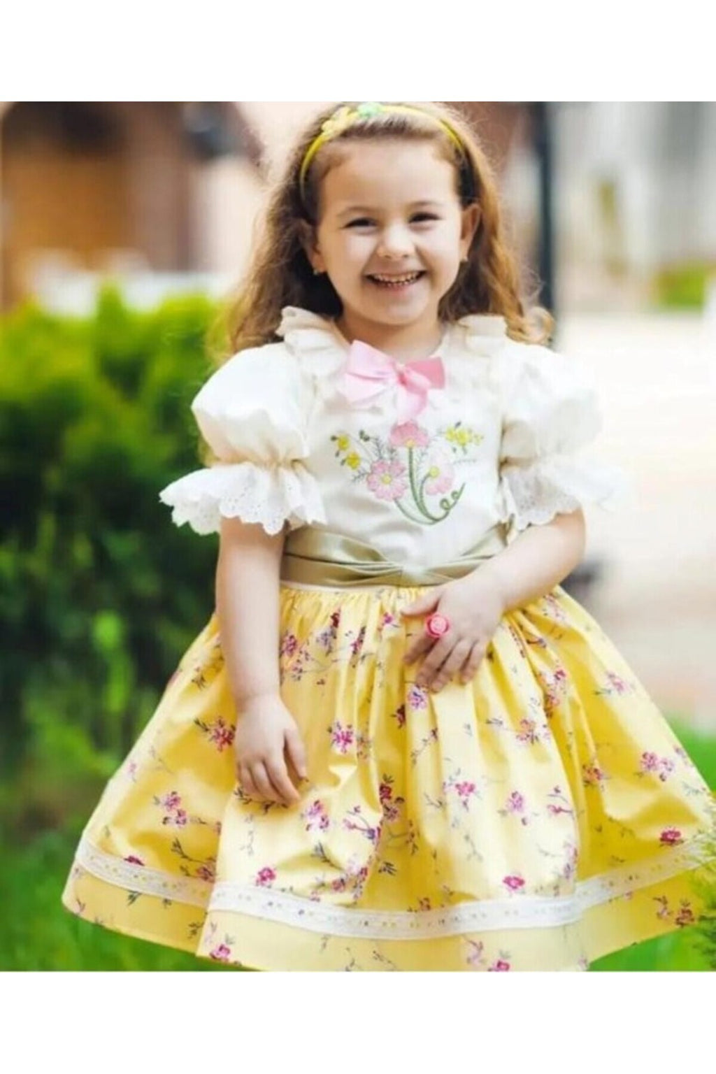 Sarı Çiçekli Nakışlı Vintage Kız Bebek Elbisesi 2