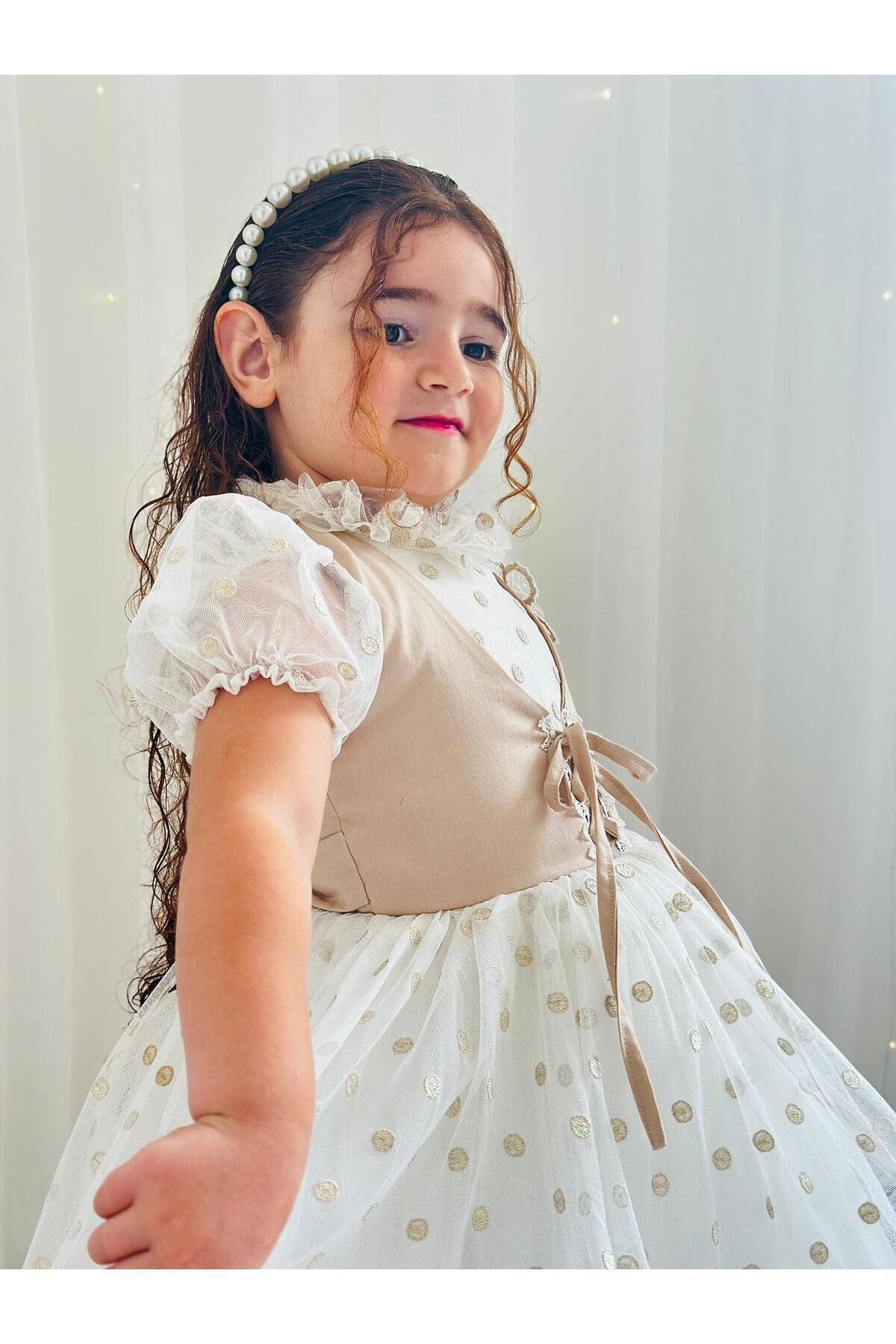 Puantiyeli Krem Vintage Kız Bebek Elbisesi 6